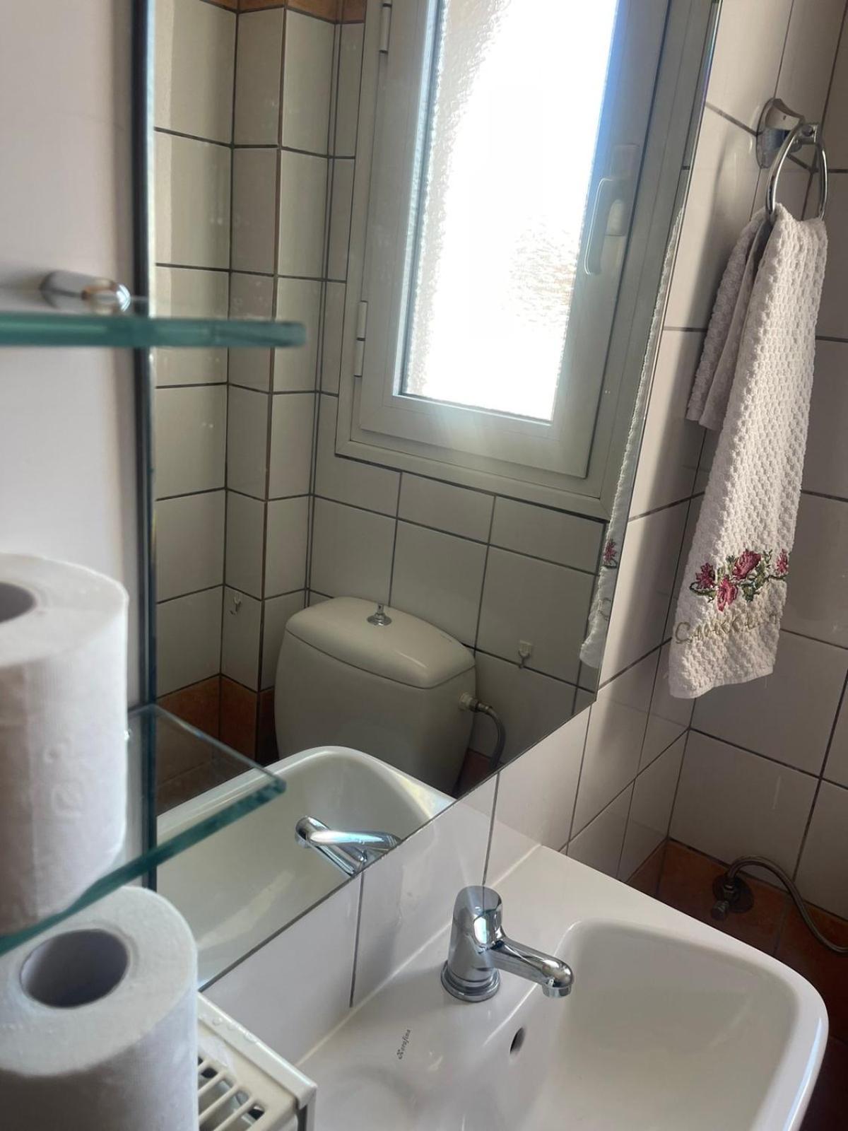 Bright Apartment, Spacious Near The Center Tríkala Eksteriør bilde